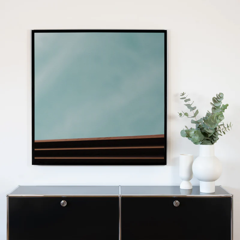 Magnitudo_Cut_gross_Quadrat_Front_Anthrazit_Akustikbild_Schallschutzbild_Schallabsorber_Raumakustikverbessern_Akustikwerke_Designbild_Holzrahmen_Leinenstoff_Boho_ Magnitudo_Cut_gross_Quadrat_Front_Anthrazit_Akustikbild_Schallschutzbild_Schallabsorber_Raumakustikverbessern_Akustikwerke_Designbild_Holzrahmen_Leinenstoff_Boho_