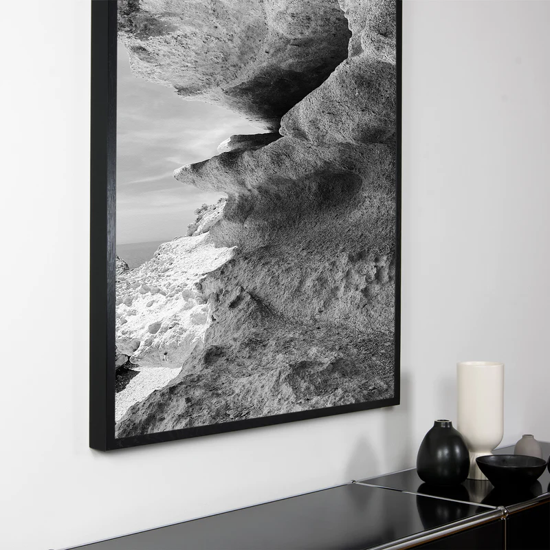 Magnitudo_Clarity_gross_Hoch_Seite_Anthrazit_Akustikbild_Schallschutzbild_Schallabsorber_Raumakustikverbessern_Akustikwerke_Designbild_Holzrahmen_Leinenstoff_ Magnitudo_Clarity_gross_Hoch_Seite_Anthrazit_Akustikbild_Schallschutzbild_Schallabsorber_Raumakustikverbessern_Akustikwerke_Designbild_Holzrahmen_Leinenstoff_